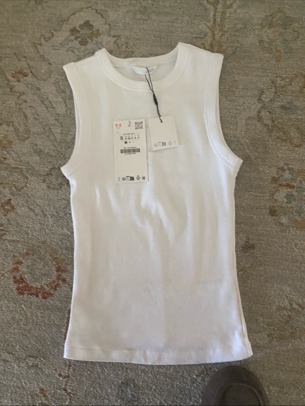 NWT Zara White Ribbed Sleeveless Tee